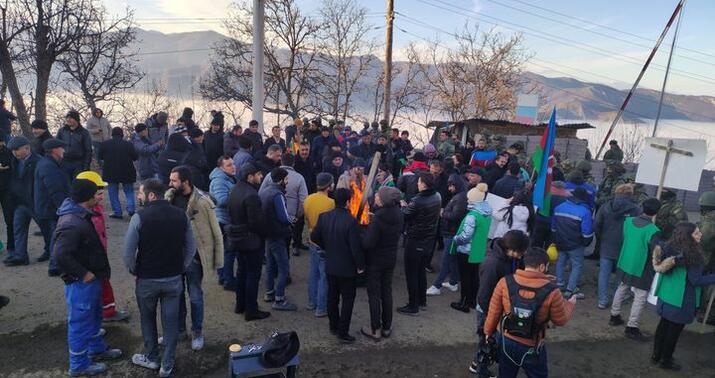 Xankəndi-Laçın yolunda keçirilən etiraz aksiyası bir həftədir davam edir -