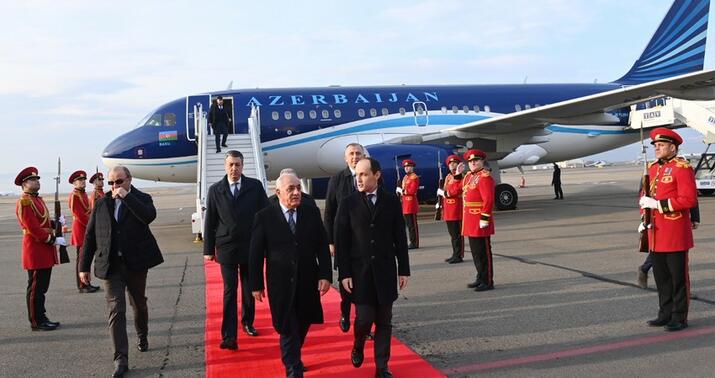 Əli Əsədov Gürcüstana getdi -