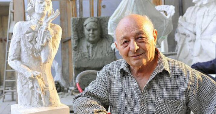 Prezident Ömər Eldarovu təltif etdi -