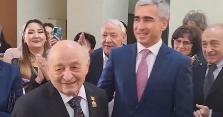 Ömər Eldarov 95 yaşını qeyd etdi -
