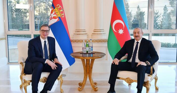 İlham Əliyev Aleksandar Vuçiçlə təkbətək görüşdü -