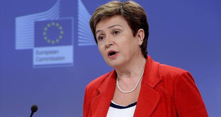 “Dünyanı ağır günlər gözləyir" -