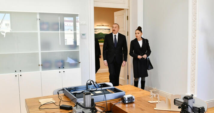 Prezident və xanımı Uşaq-Gənclər İnkişaf Mərkəzində –