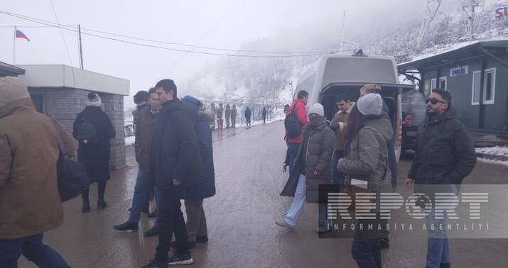 Xarici KİV əməkdaşları Laçın yolunda –