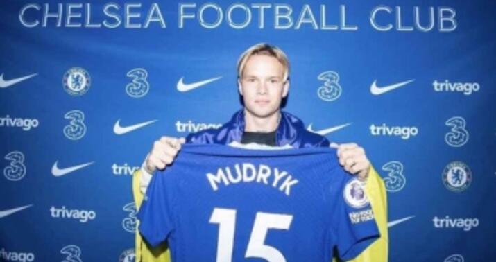 “Çelsi” ukraynalı futbolçu ilə anlaşdı