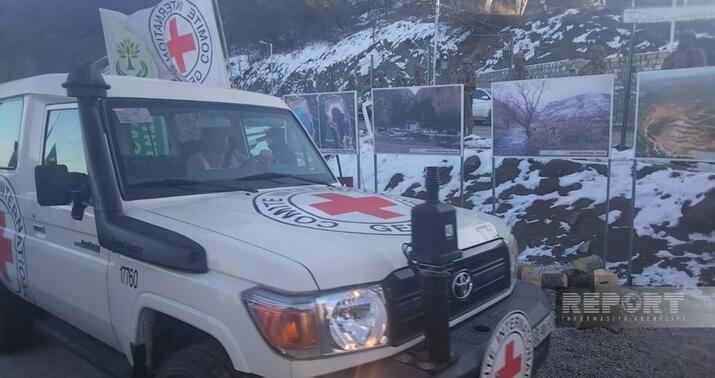 BQXK-nın avtomobilləri Laçın yolundan keçdi –