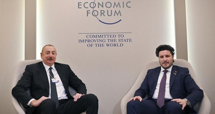 İlham Əliyev Monteneqronun Baş naziri ilə görüşdü