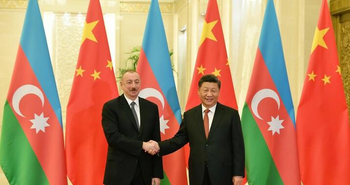 Prezident Si Cinpini təbrik etdi