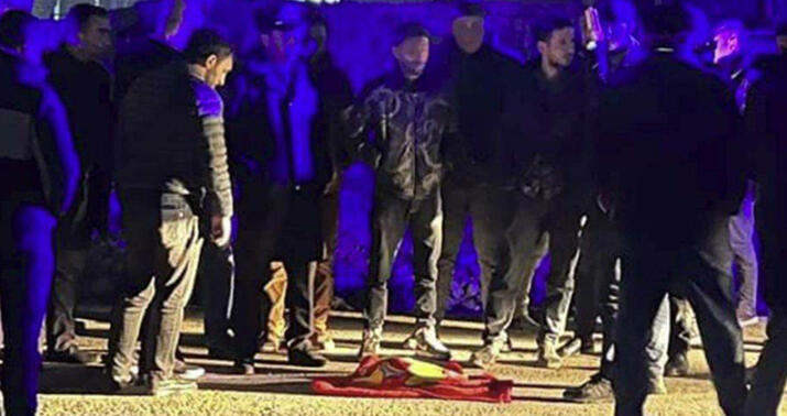 Yeni doğulan körpəsini asfaltın üstünə atan ana saxlanıldı -