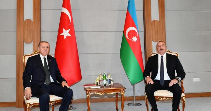 Əliyev Ərdoğana zəng etdi