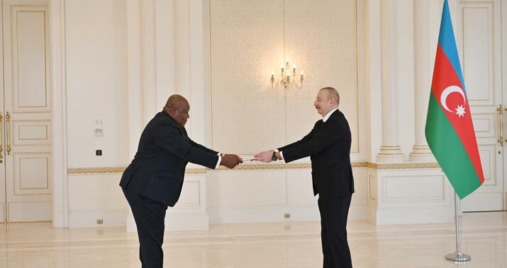 Prezident yeni səfirlərin etimadnaməsini qəbul etdi –