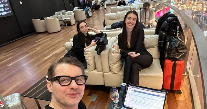 Dünya şöhrətli "Akcent" qrupu Bakıya gəldi-