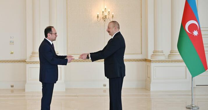 Prezident Bolqarıstanın yeni səfirini qəbul etdi -