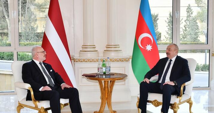 Azərbaycan və Latviya prezidentlərinin məhdud tərkibdə görüşü oldu
