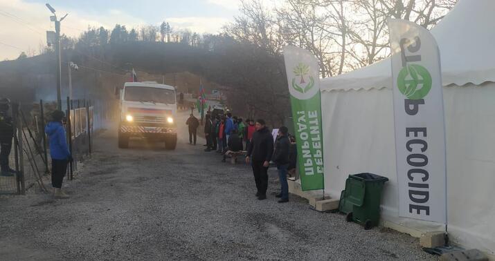 Sülhməramlılara aid daha 5 maşın Laçın yolundan maneəsiz keçdi