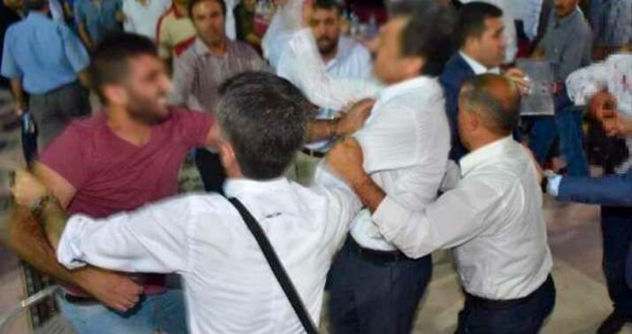 İki əmioğlu restoranda dava saldı, müğənni isə... -