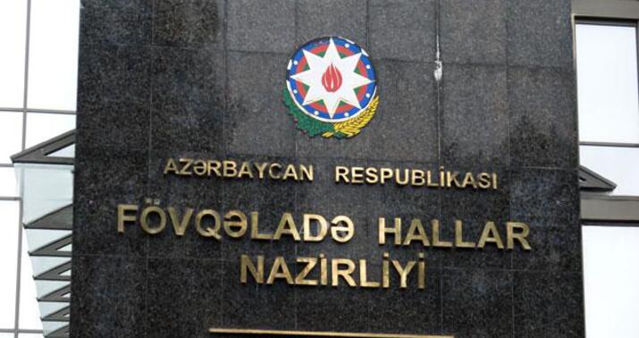 FHN əməkdaşları köməksiz vəziyyətdə qalan şəxsləri xilas etdilər