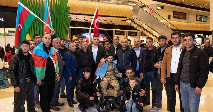 Türkiyədə müalicə alan daha bir qazi Vətənə qayıtdı