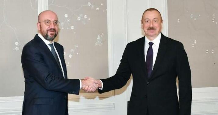 Şarl Mişel İlham Əliyevə zəng etdi