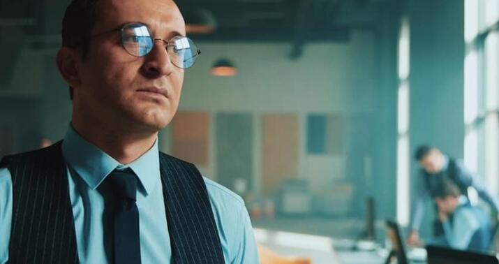 Hikmət Rəhimov ilk dəfə teatrdan çıxmasından danışdı: