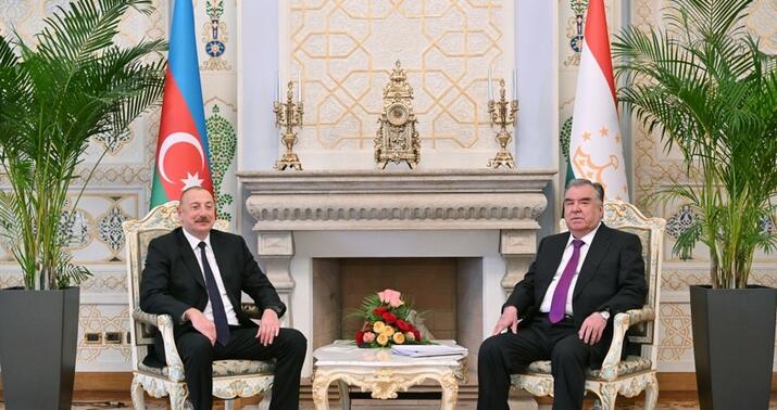 Əliyev və Rəhmon bu məsələləri müzakirə etdi