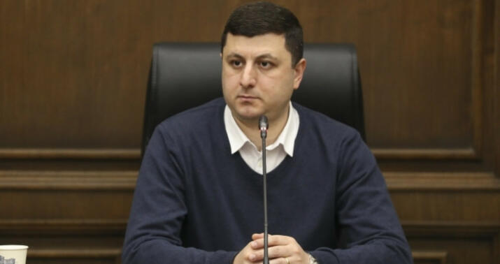Rusiya tələsir, Ermənistan isə susur –