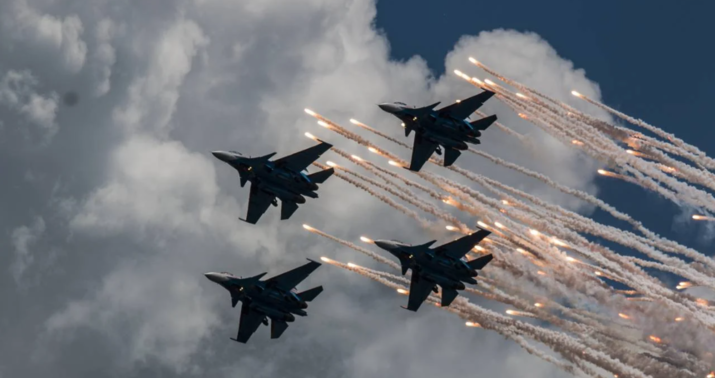 Üç istiqamətdə hücum dayandırıldı -