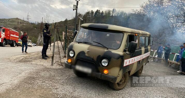 Şuşada yaralanan hərbçilərimiz Laçın yolu ilə təxliyə olundu-
