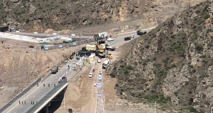 Laçın yolunda məlumat lövhəsi quraşdırıldı -