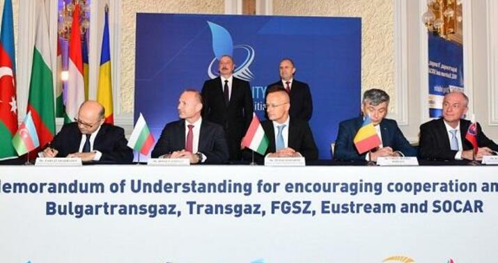 Prezident mühüm mərasimdə: