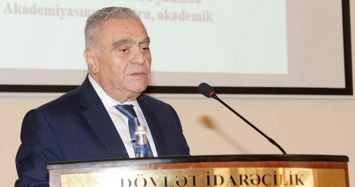 Urxan Ələkbərov təltif edildi