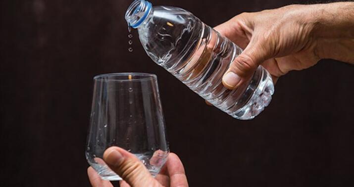 Əhaliyə verilən su, "bulaq suyu" adı ilə satılır -