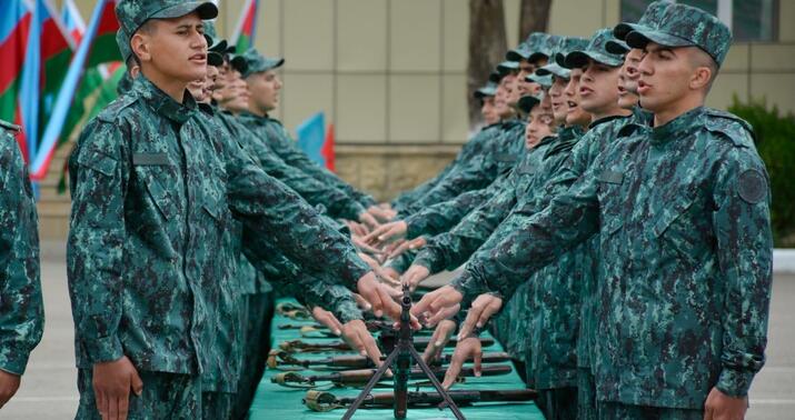 Sərhədçi gənc əsgərlər and içdi -