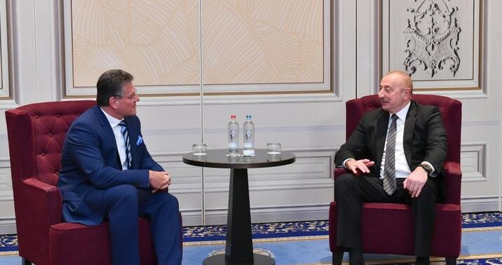 İlham Əliyev Belçikada: Şefçoviçlə görüşdü -