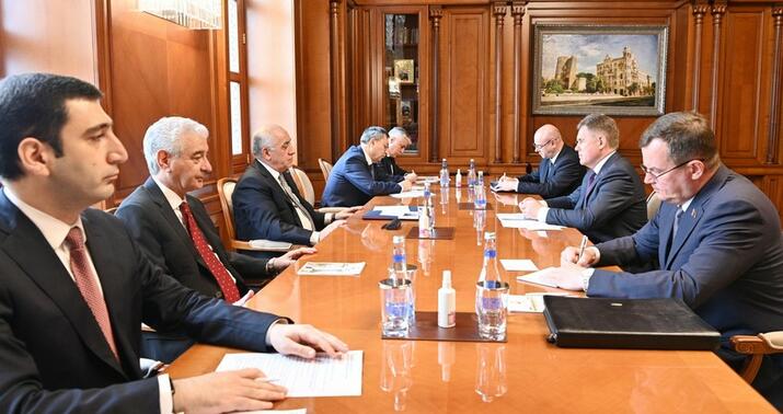Əli Əsədov İqor Petrişenko ilə görüşdü