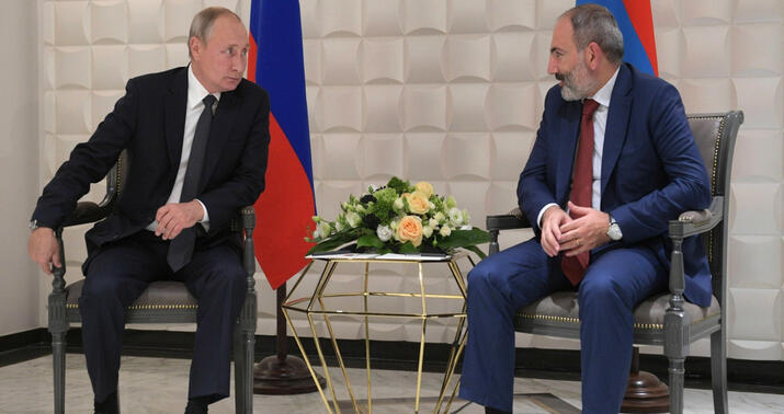 Putindən Paşinyana: "İkibaşlı şərhin heç bir əsası yoxdur"