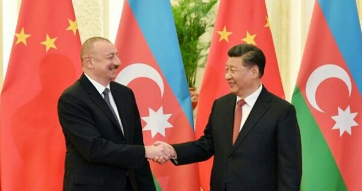 Si Cinpin İlham Əliyevi təbrik etdi
