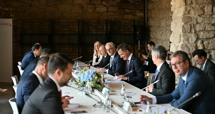 Prezident Kişinyovda dəyirmi masada iştirak etdi