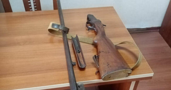 Qəbələ sakinlərindən odlu silahlar götürüldü