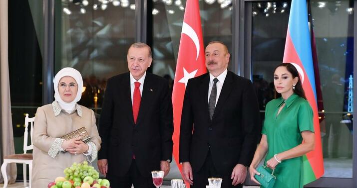 “Gülüstan” sarayında Ərdoğana sürpriz -