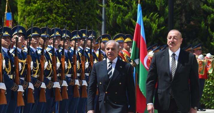 Pakistanın Baş nazirinin rəsmi qarşılanma mərasimi oldu