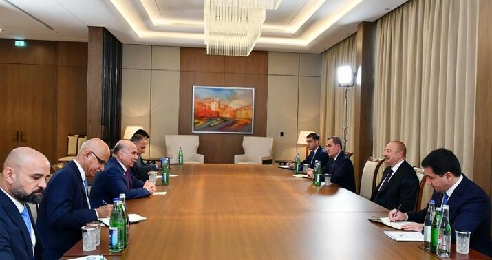 Prezident İraqın baş nazirinin müavinini qəbul etdi -