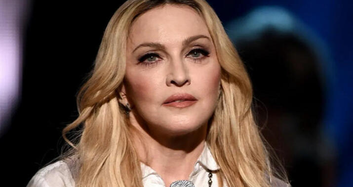 Madonna reanimasiyaya yerləşdirildi