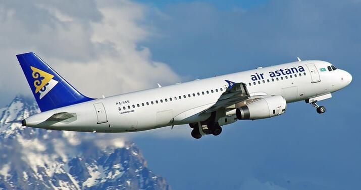 Almatı-Tbilisi reysi üzrə hərəkət edən təyyarə Bakıda təcili eniş etdi