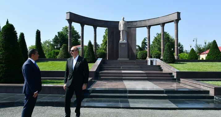 İlham Əliyev Şəmkirə getdi -