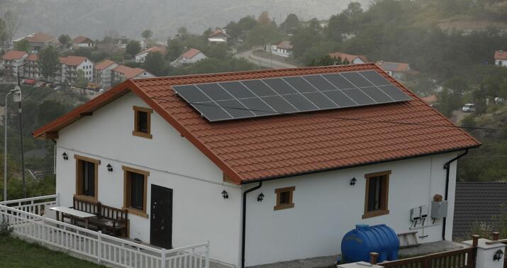 Laçında evlər günəş enerjisi ilə təmin edilir -
