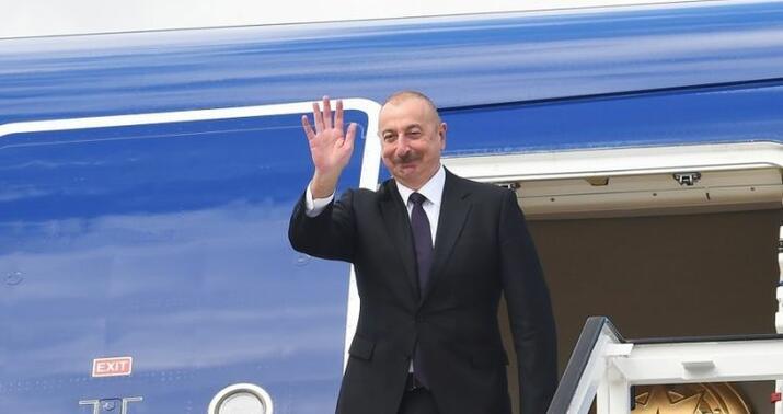 İlham Əliyevin Macarıstana səfəri başa çatdı