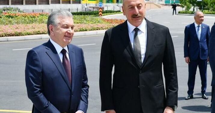 Əliyev və Mirziyoyev Füzuliyə köçürülmüş sakinlərlə görüşdü -