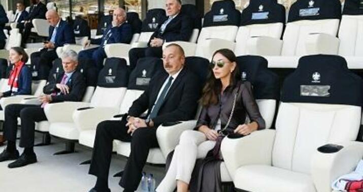 Prezident və xanımı Laçında bayram konsertində -