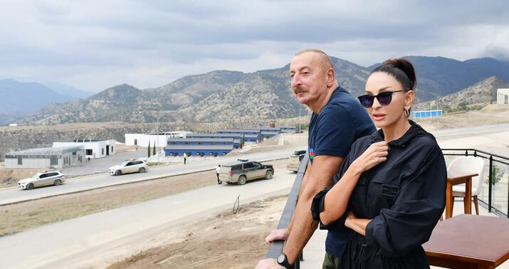 Prezident və xanımı Zabuxda görülmüş işlərlə tanış oldu